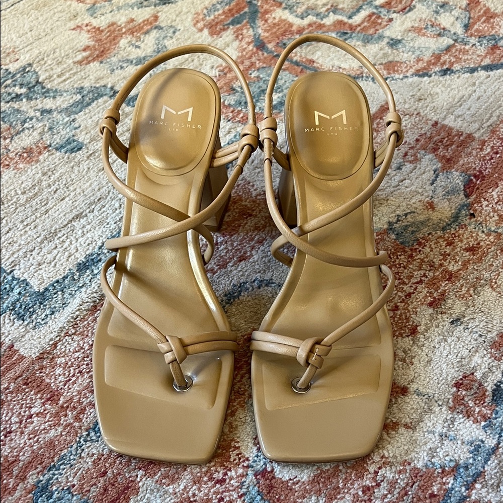 Marc Fisher Beige Giada Block Heels Size 9